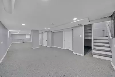 8611 S Kingston Avenue, Chicago, IL 60617 - Photo 22
