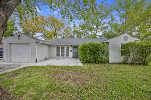 348 Niagara St, Park Forest, IL 60466 - Photo 2