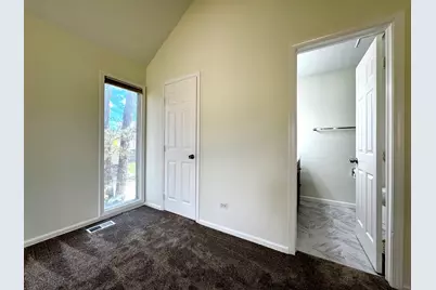 412 Deer Trail Hill #B, Lake Barrington, IL 60010 - Photo 24