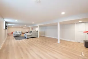 10715 S Lawndale Ave, Chicago, IL 60655 - Photo 14