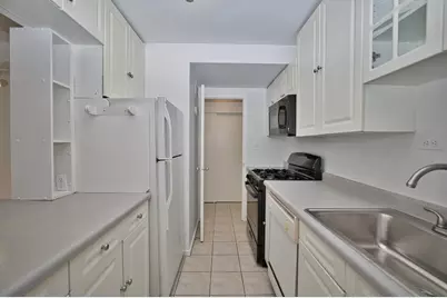 3950 N Lake Shore Drive N #1423D, Chicago, IL 60613 - Photo 10