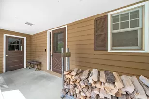 1977 County Line Rd, Sandwich, IL 60548 - Photo 8