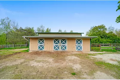 1977 County Line Road, Sandwich, IL 60548 - Photo 36