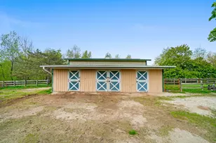 1977 County Line Rd, Sandwich, IL 60548 - Photo 36