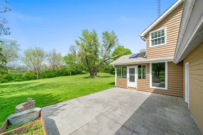 1977 County Line Road, Sandwich, IL 60548 - Photo 4
