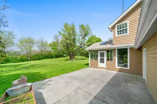 1977 County Line Rd, Sandwich, IL 60548 - Photo 4