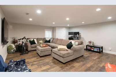 8040 Daniel Drive, Justice, IL 60458 - Photo 18