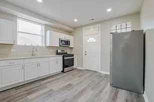 5955 S Whipple St, Chicago, IL 60629 - Photo 26