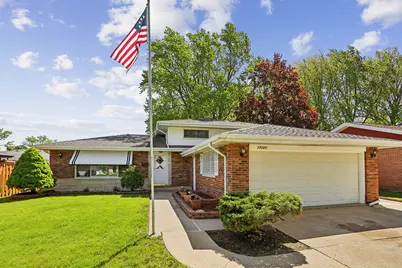 17121 Ingleside Avenue, South Holland, IL 60473 - Photo 1