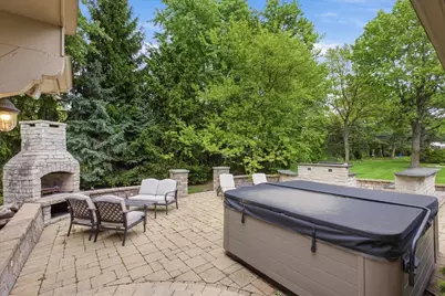 39 Mockingbird Lane, Oak Brook, IL 60523 - Photo 50