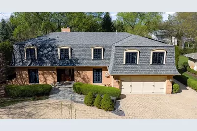 39 Mockingbird Lane, Oak Brook, IL 60523 - Photo 1