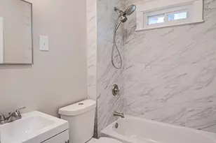 746 Jackson St, Aurora, IL 60505 - Photo 10