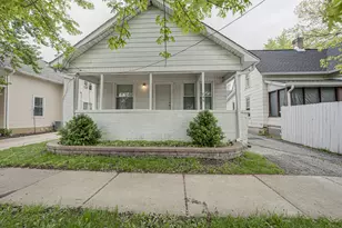 746 Jackson St, Aurora, IL 60505 - Photo 1