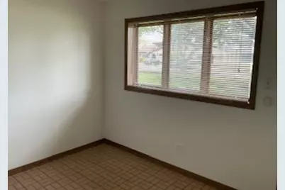 9117 S Tripp Avenue S, Oak Lawn, IL 60453 - Photo 32