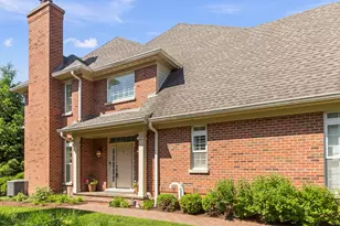 1045 Hickory Dr, Western Springs, IL 60558 - Photo 2