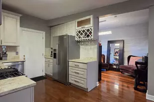 2339 E 72nd St, Chicago, IL 60649 - Photo 12