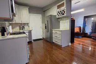 2339 E 72nd St, Chicago, IL 60649 - Photo 14