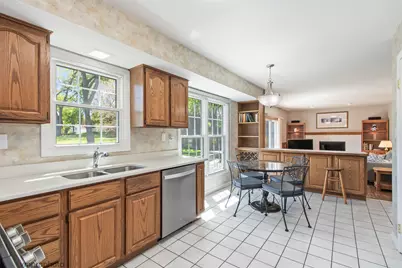 1839 Victoria Road, Mundelein, IL 60060 - Photo 8