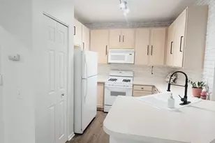 3333 Stratford Ct, Lake Bluff, IL 60044 - Photo 6