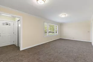 378 Council Trail, Lake in the Hills, IL 60156 - Photo 10