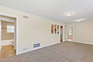 378 Council Trail, Lake in the Hills, IL 60156 - Photo 12