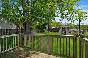 378 Council Trail, Lake in the Hills, IL 60156 - Photo 2