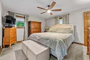 1214 Milton Ln, Schaumburg, IL 60193 - Photo 12