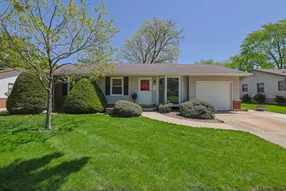 1057 Cedar Lane, Elk Grove Village, IL 60007 - Photo 2
