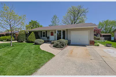 1057 Cedar Lane, Elk Grove Village, IL 60007 - Photo 1