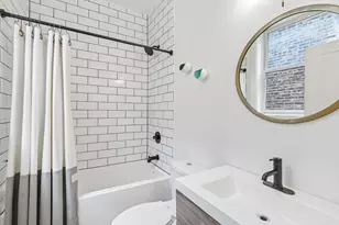 2319 N Leavitt St, Chicago, IL 60647 - Photo 20