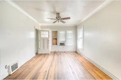 10204 S Lafayette Avenue, Chicago, IL 60628 - Photo 4