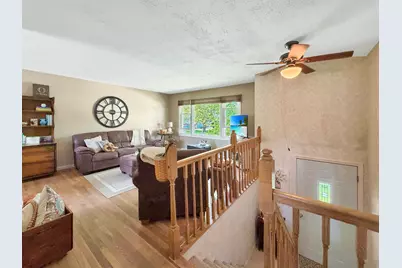 1939 Revere Street, Freeport, IL 61032 - Photo 6