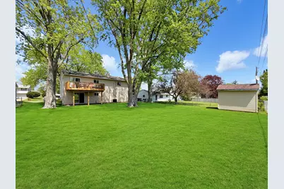 1939 Revere Street, Freeport, IL 61032 - Photo 2