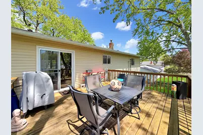 1939 Revere Street, Freeport, IL 61032 - Photo 32