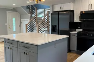 9555 Merton Ave, Oak Lawn, IL 60453 - Photo 10