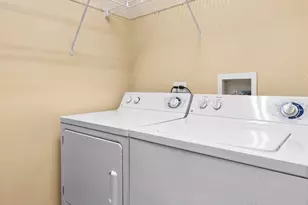 655 Perrie Dr, Elk Grove Village, IL 60007 - Photo 20