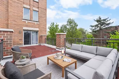 655 Perrie Drive #206, Elk Grove Village, IL 60007 - Photo 6