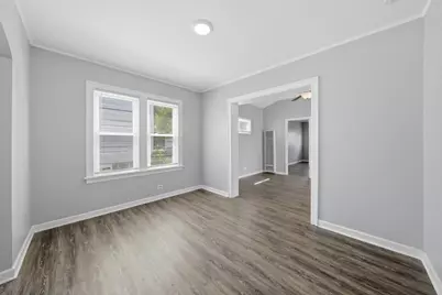 8720 S Richmond Avenue, Evergreen Park, IL 60805 - Photo 6