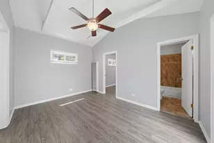8720 S Richmond Ave, Evergreen Park, IL 60805 - Photo 12