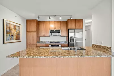 9715 Woods Drive #1008, Skokie, IL 60077 - Photo 10