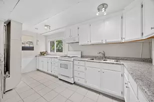8104 Gross Point Rd, Morton Grove, IL 60053 - Photo 22