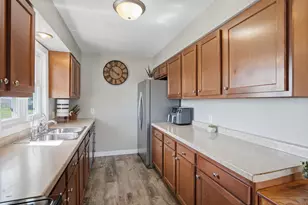 215 N Yates St, Alpha, IL 61413 - Photo 14