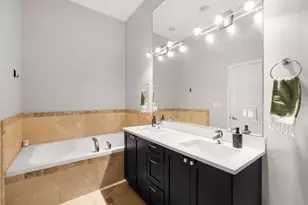 1555 N Wood St, Chicago, IL 60622 - Photo 10