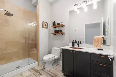 1555 N Wood Street #201, Chicago, IL 60622 - Photo 14