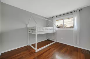 7305 W 75th St, Bridgeview, IL 60455 - Photo 12