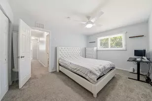 1073 S Finley Rd, Lombard, IL 60148 - Photo 12