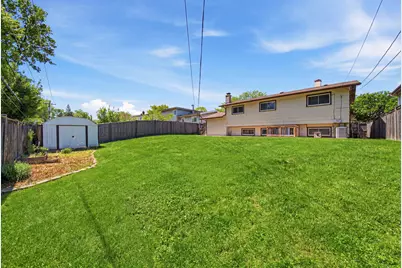 1073 S Finley Road, Lombard, IL 60148 - Photo 18