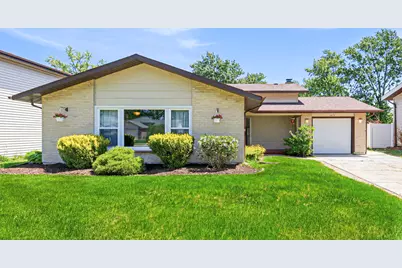 1073 S Finley Road, Lombard, IL 60148 - Photo 2