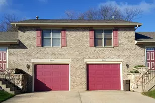 860-868 Carol Ave, Woodstock, IL 60098 - Photo 10