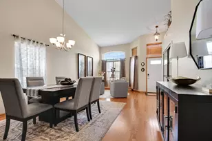 7404 Fordham Ln, Plainfield, IL 60586 - Photo 2